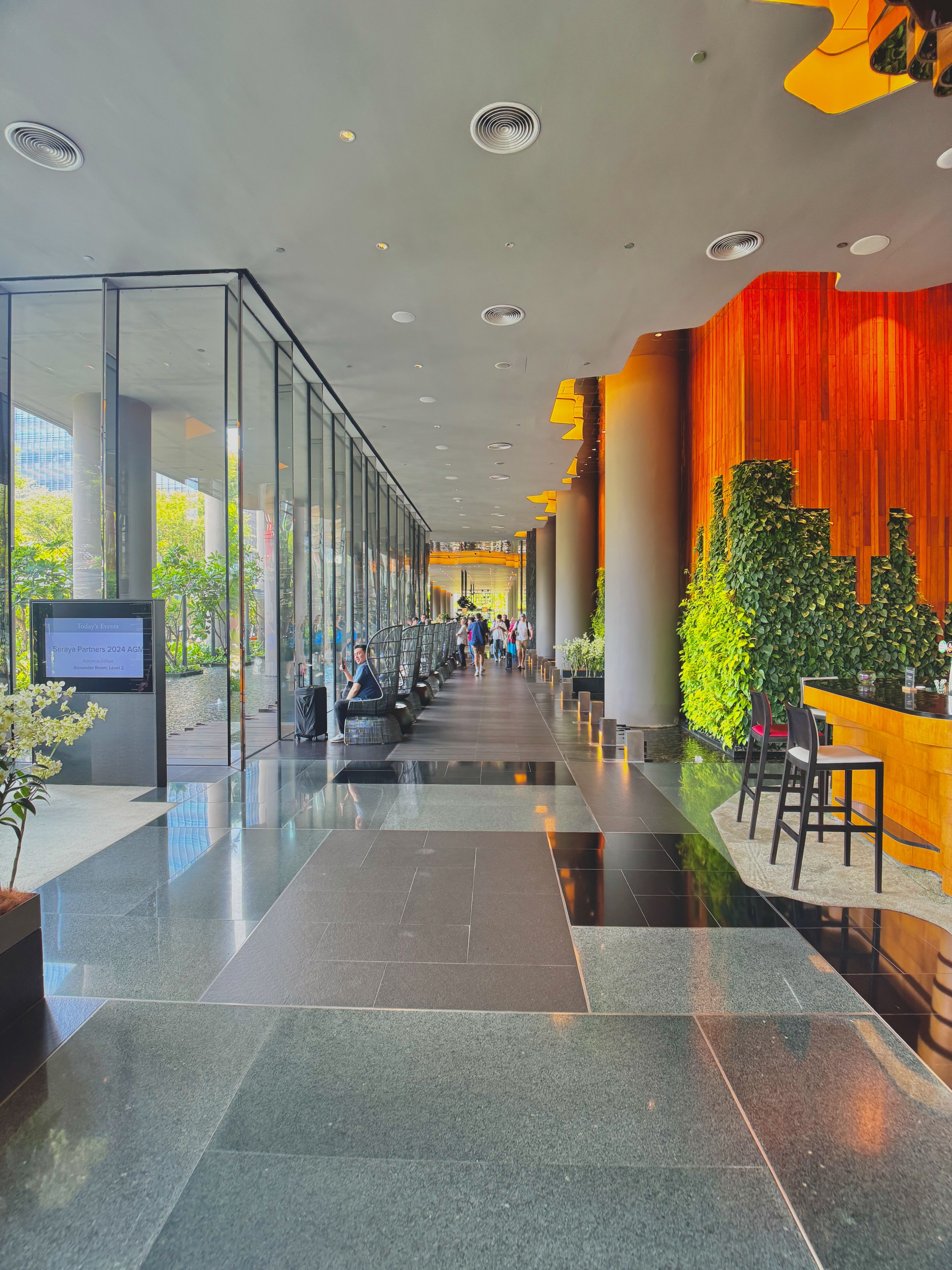 싱가포르 호텔 예약 팁 파크로얄 컬렉션 피커링 호텔 | 도시 속 정원에서의 특별한 경험