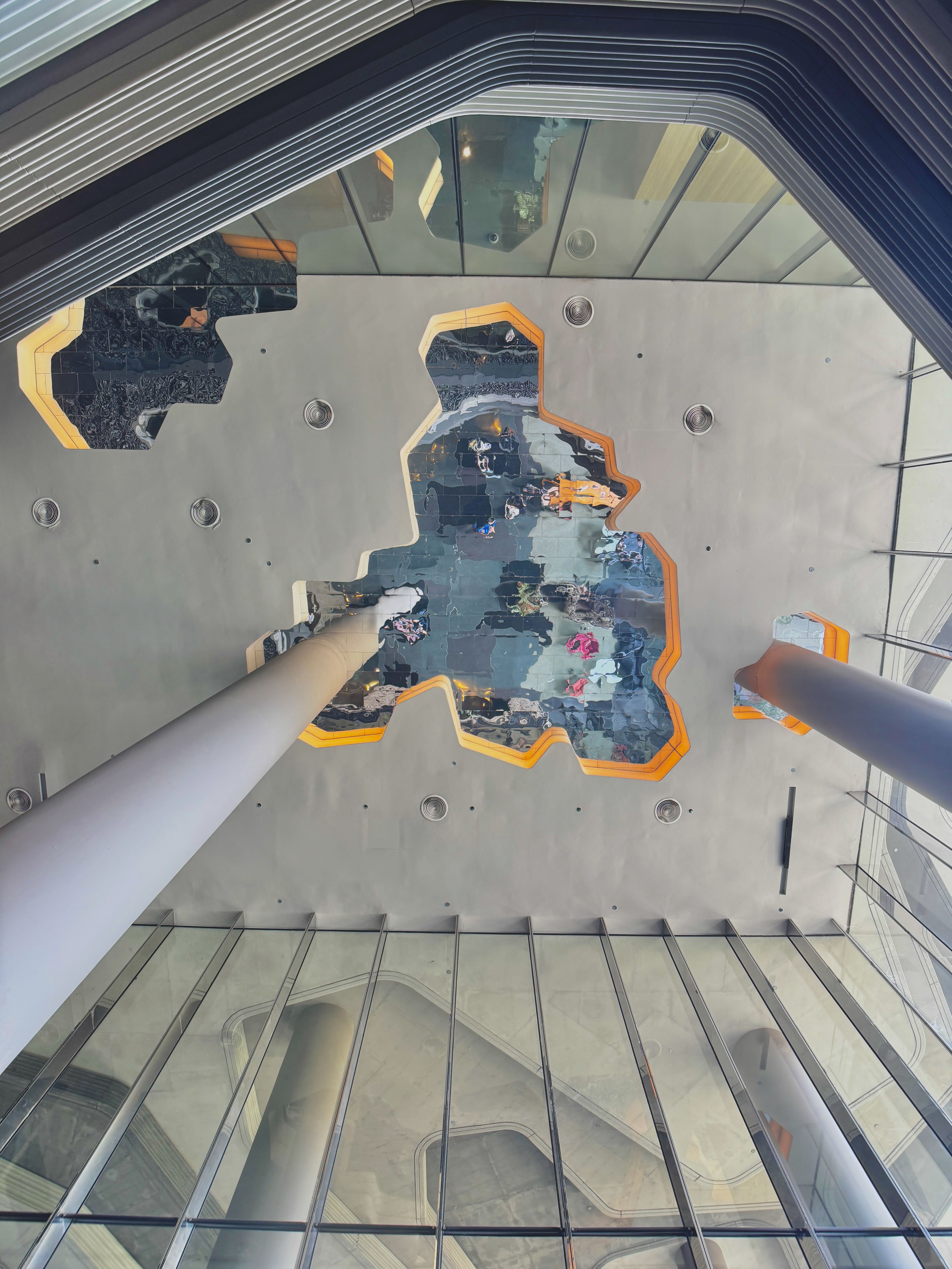 싱가포르 호텔 예약 팁 파크로얄 컬렉션 피커링 호텔 | 도시 속 정원에서의 특별한 경험