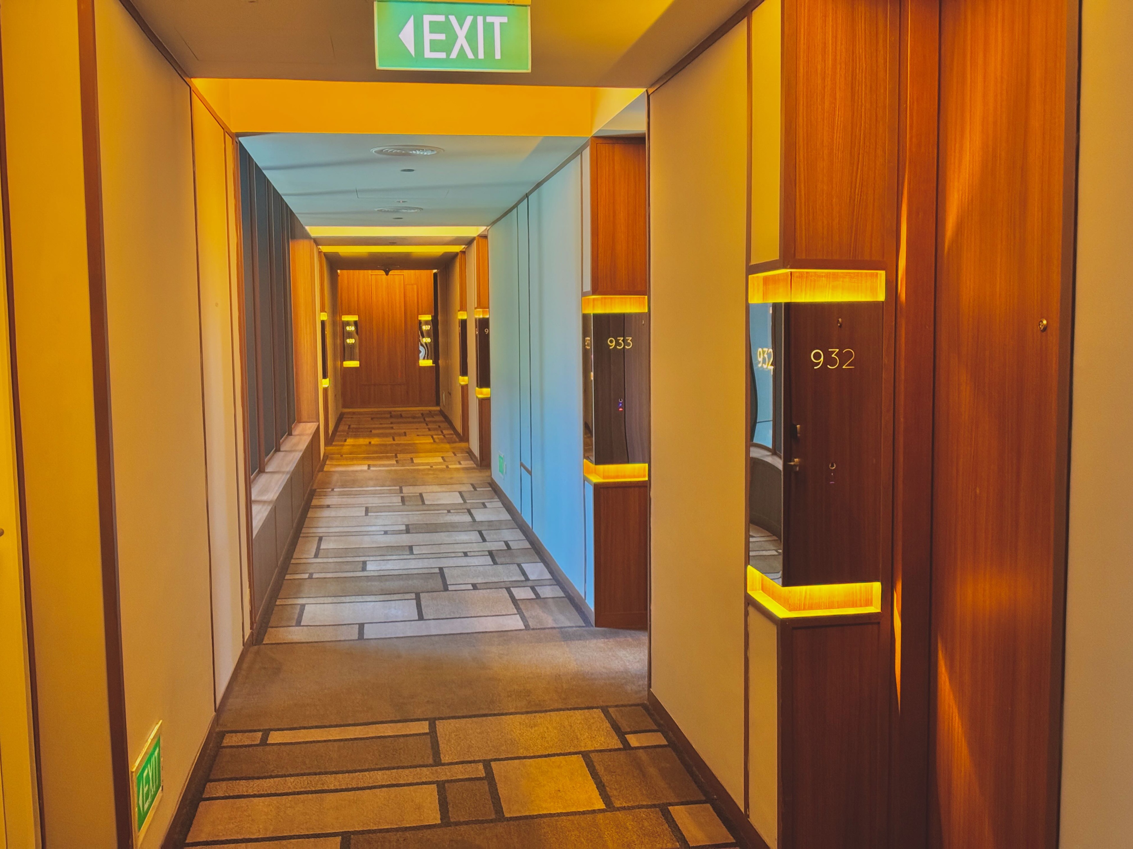 싱가포르 호텔 예약 팁 파크로얄 컬렉션 피커링 호텔 | 도시 속 정원에서의 특별한 경험