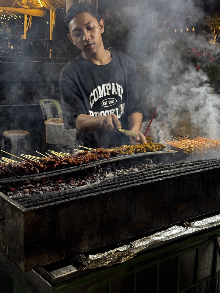 싱가포르 호텔 예약 팁 파크로얄 컬렉션 피커링 호텔 | 도시 속 정원에서의 특별한 경험