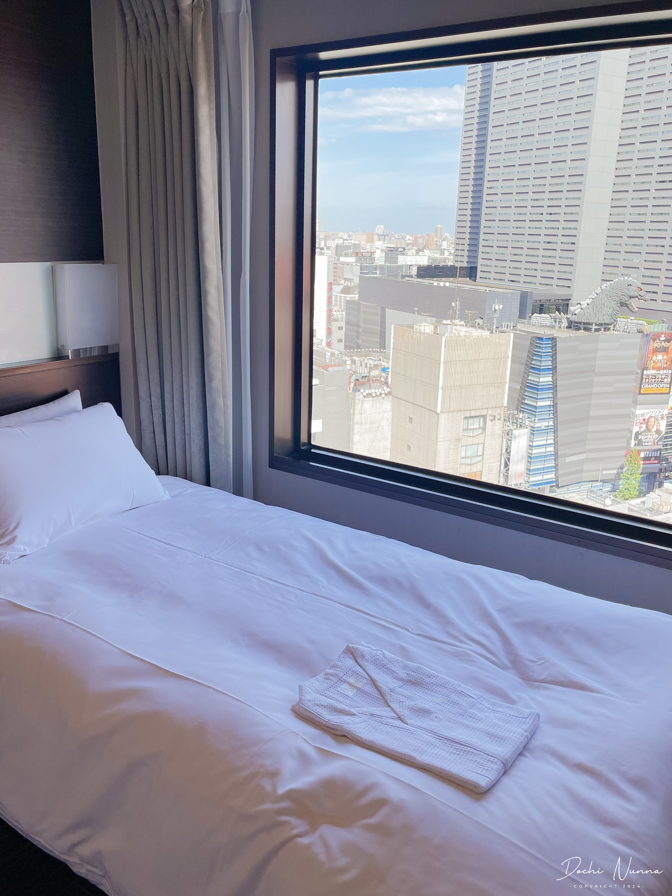 Twin beds in the Shinjuku Prince Hotel room
