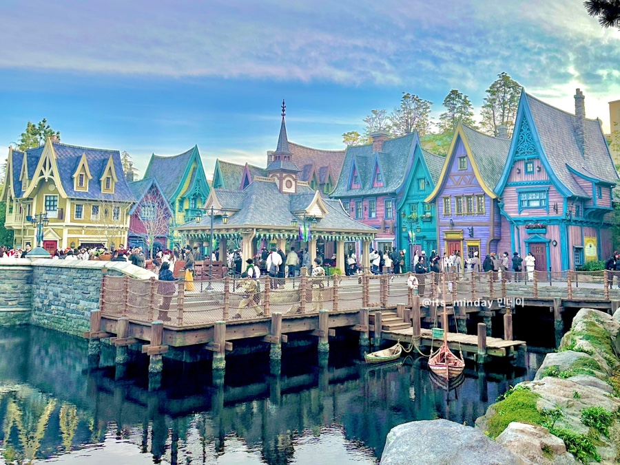 【2026年4月最新】東京ディズニーシーチケットを安く買う！Klook割引クーポンと攻略ガイド