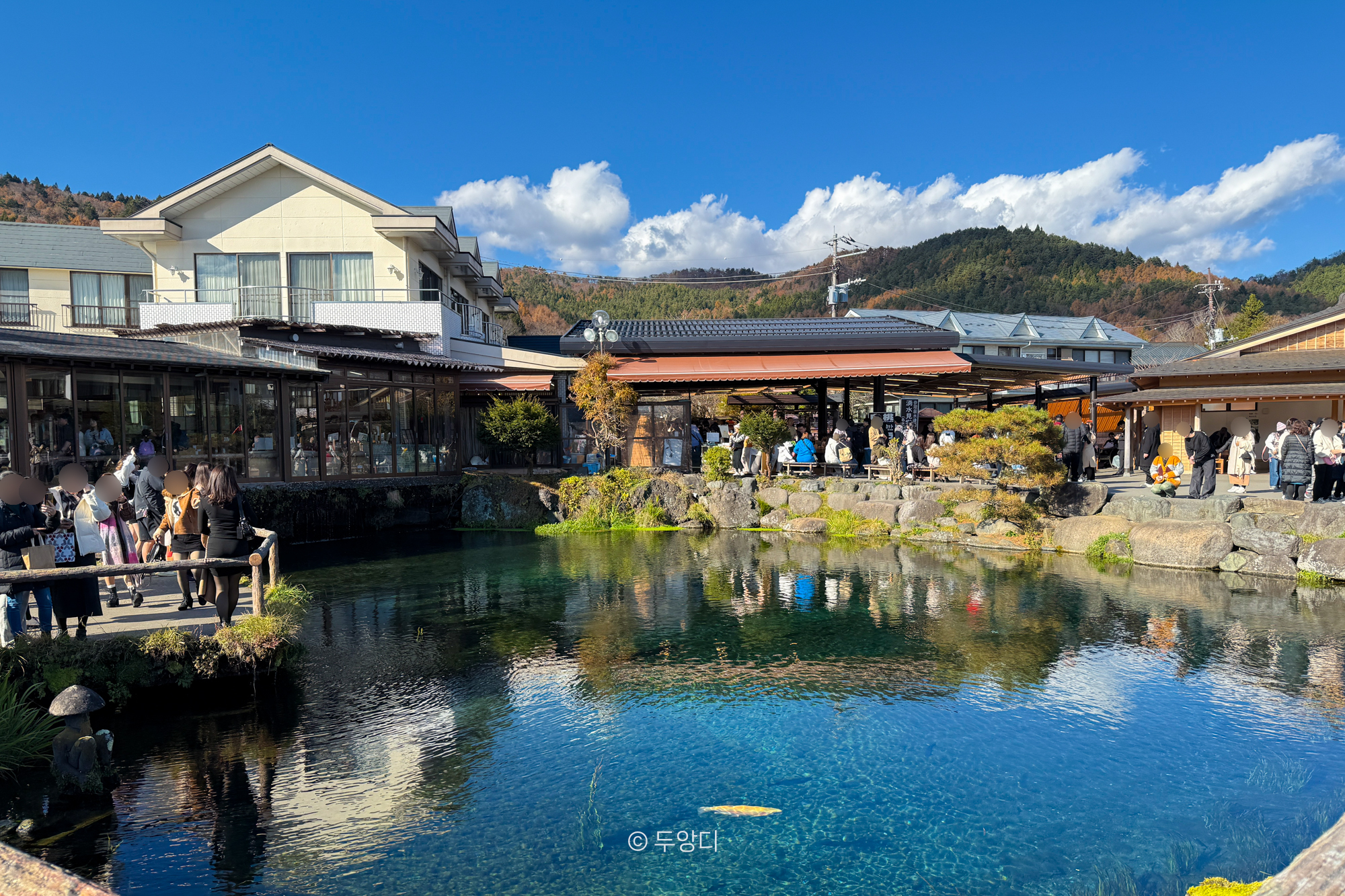Traditional houses at Oshino Hakkai