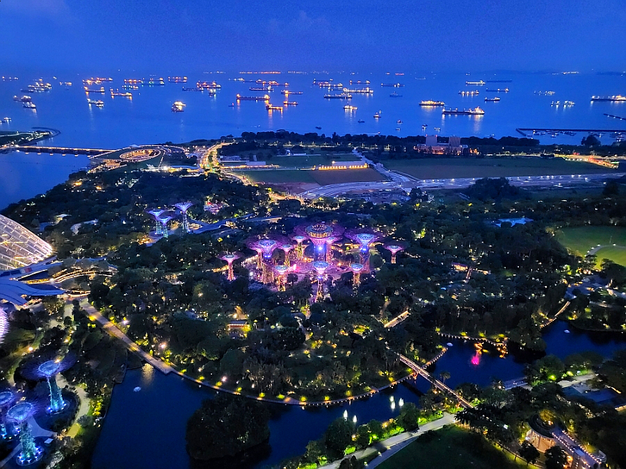 Spectra Light and Water Show