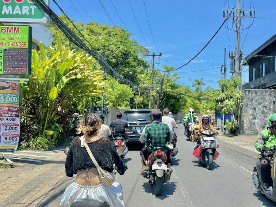 チャングーの道路