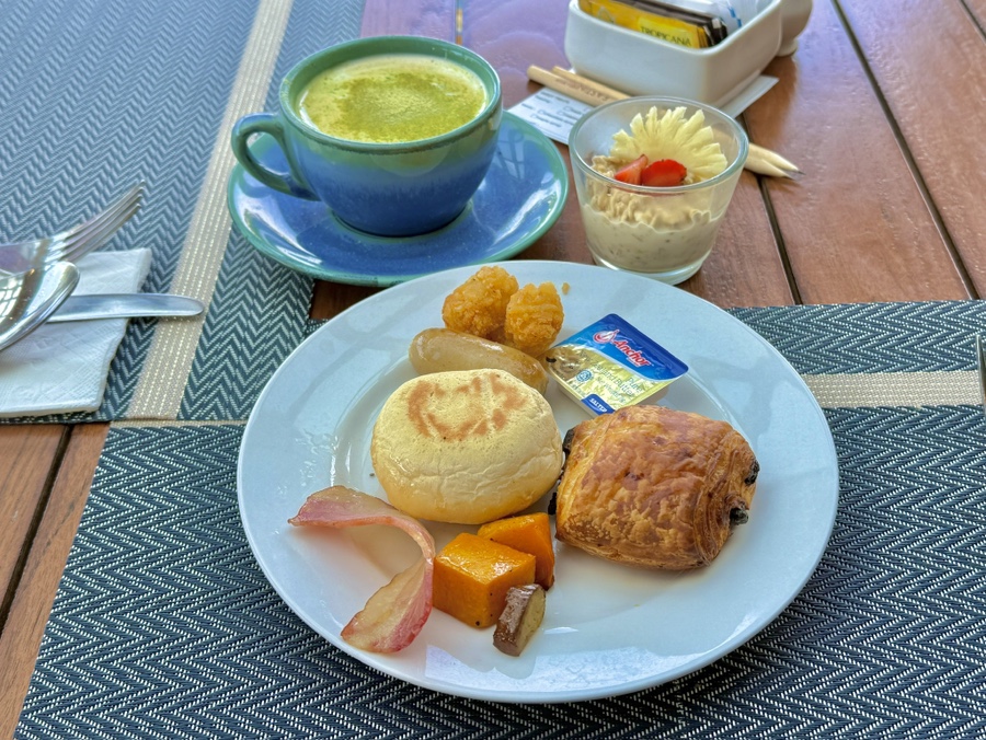 SALTレストランの抹茶ラテ