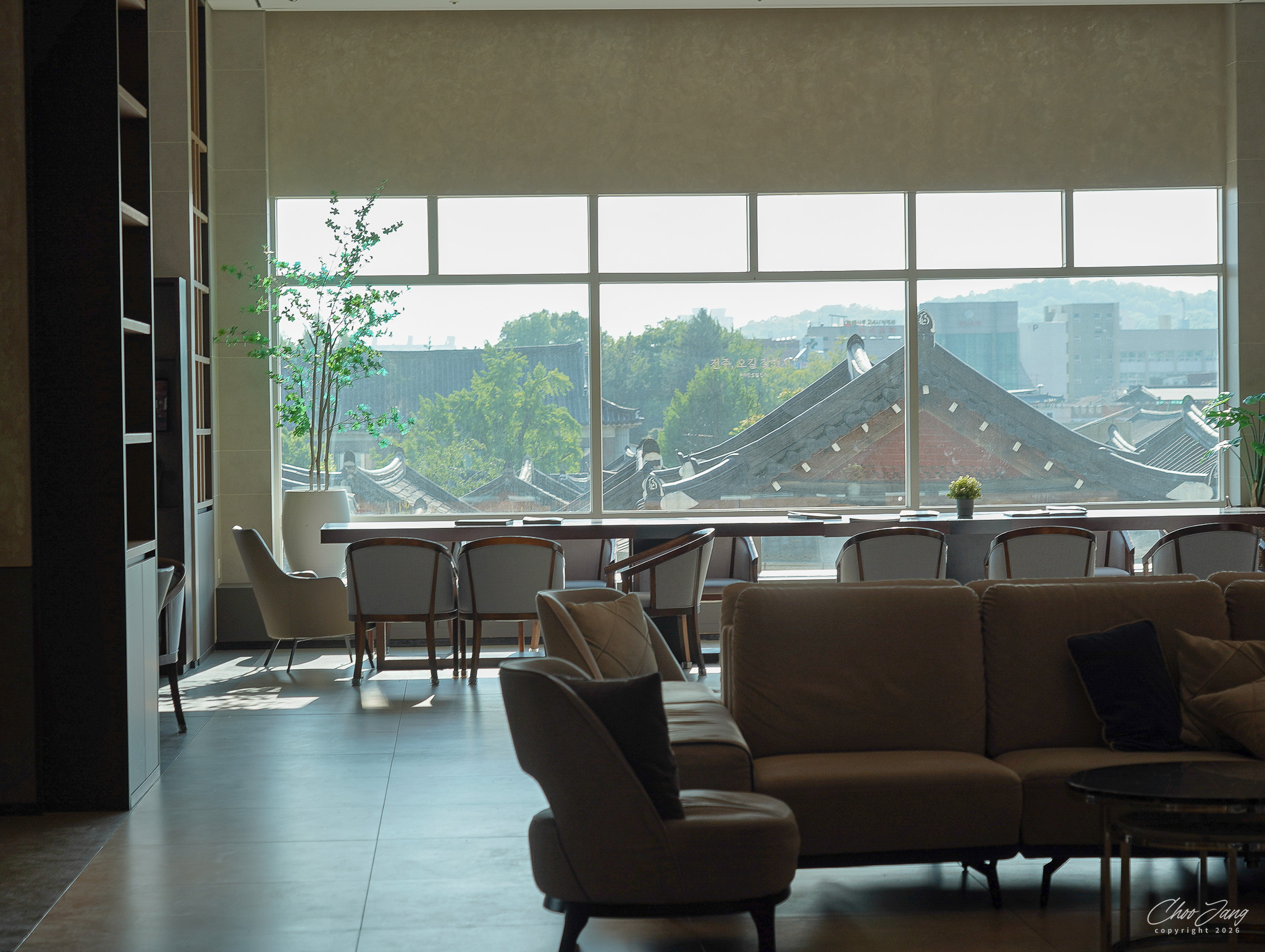 รีวิว Lahan Hotel Jeonju: ที่พักฮันอกวิวสวย ใกล้หมู่บ้านฮันอก