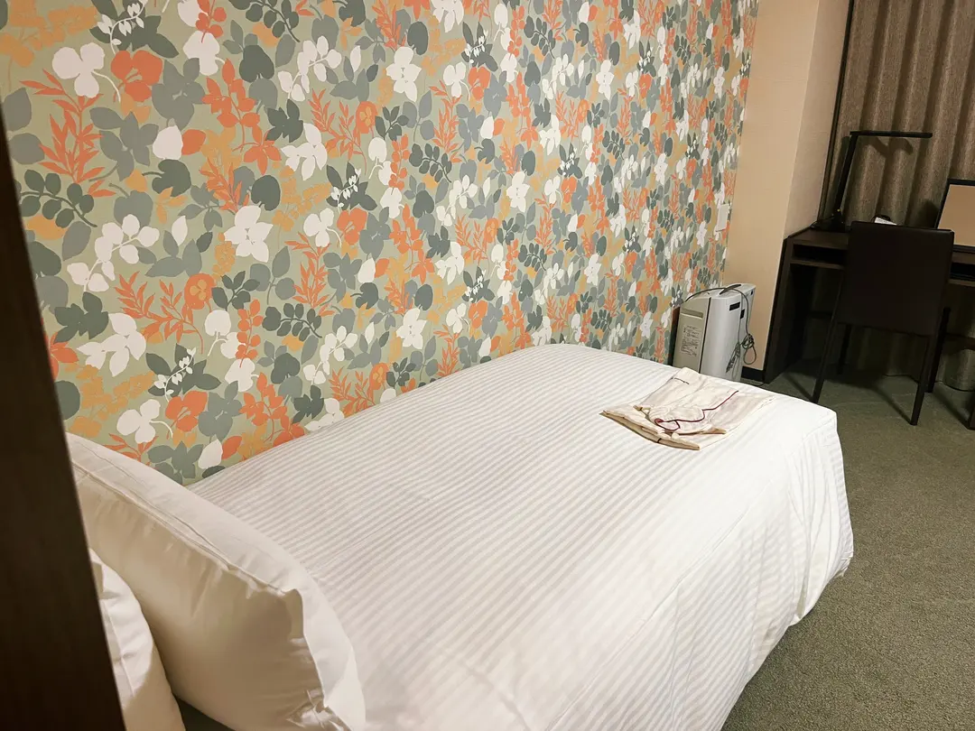 Spacious Room Seating