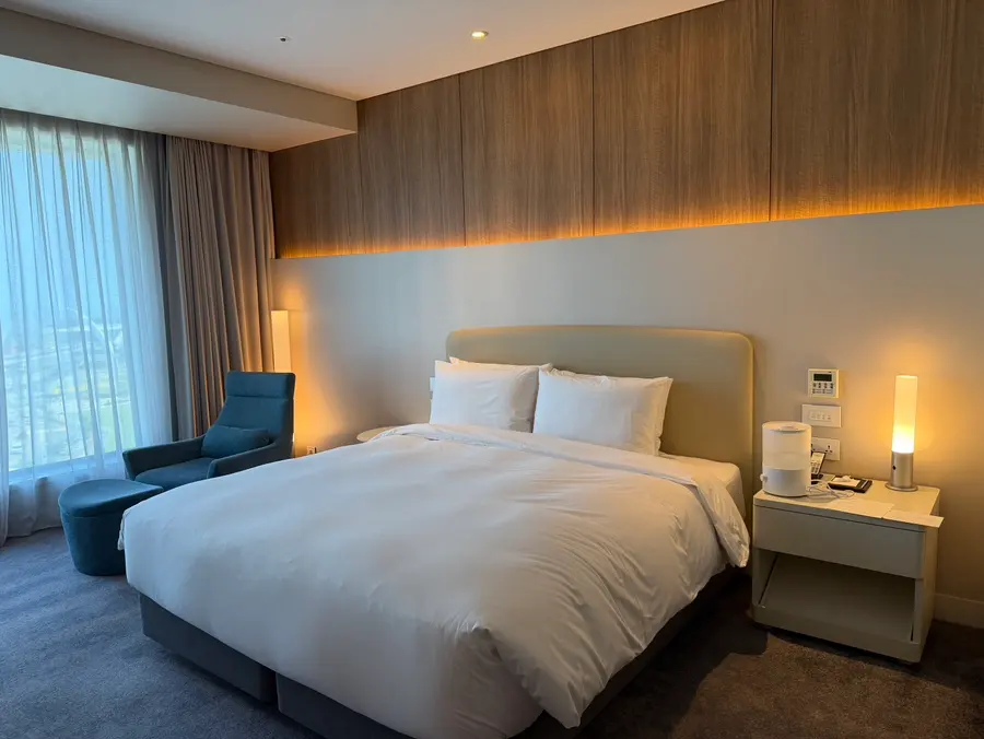 ห้องนอน King Bed