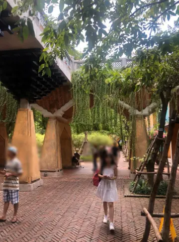 Ba Na Hills entrance area