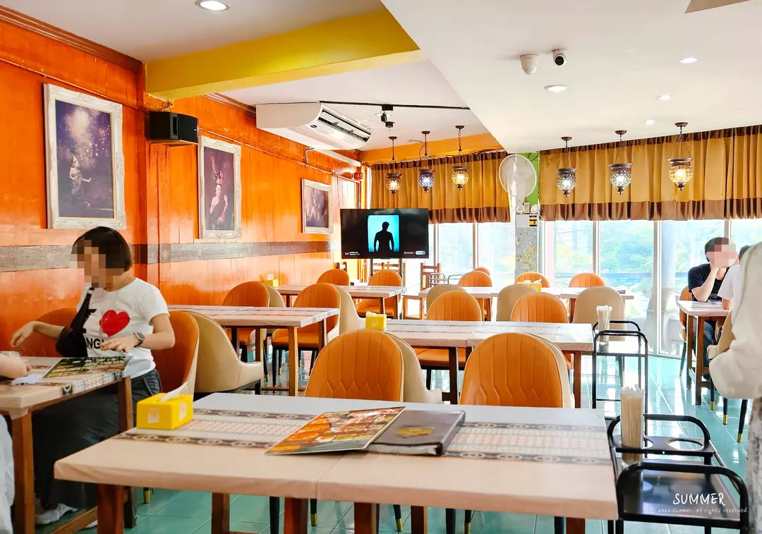 โต๊ะอาหารในร้าน Northeast