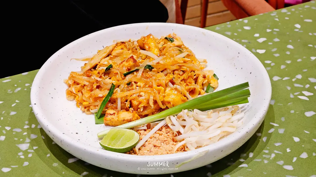 Chicken Pad Thai