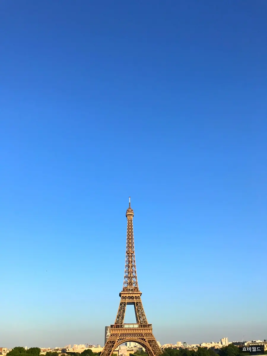 ทางเข้าสถานีรถไฟ