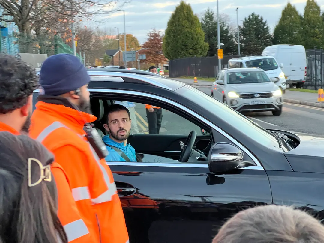 Bernardo Silva Signatures