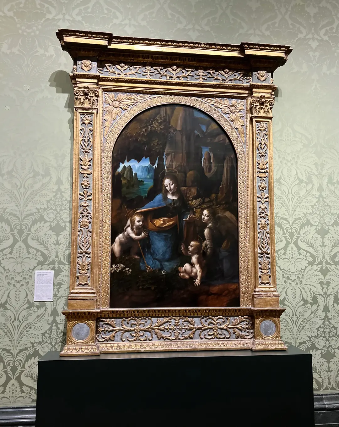 Leonardo da Vinci The Virgin of the Rocks