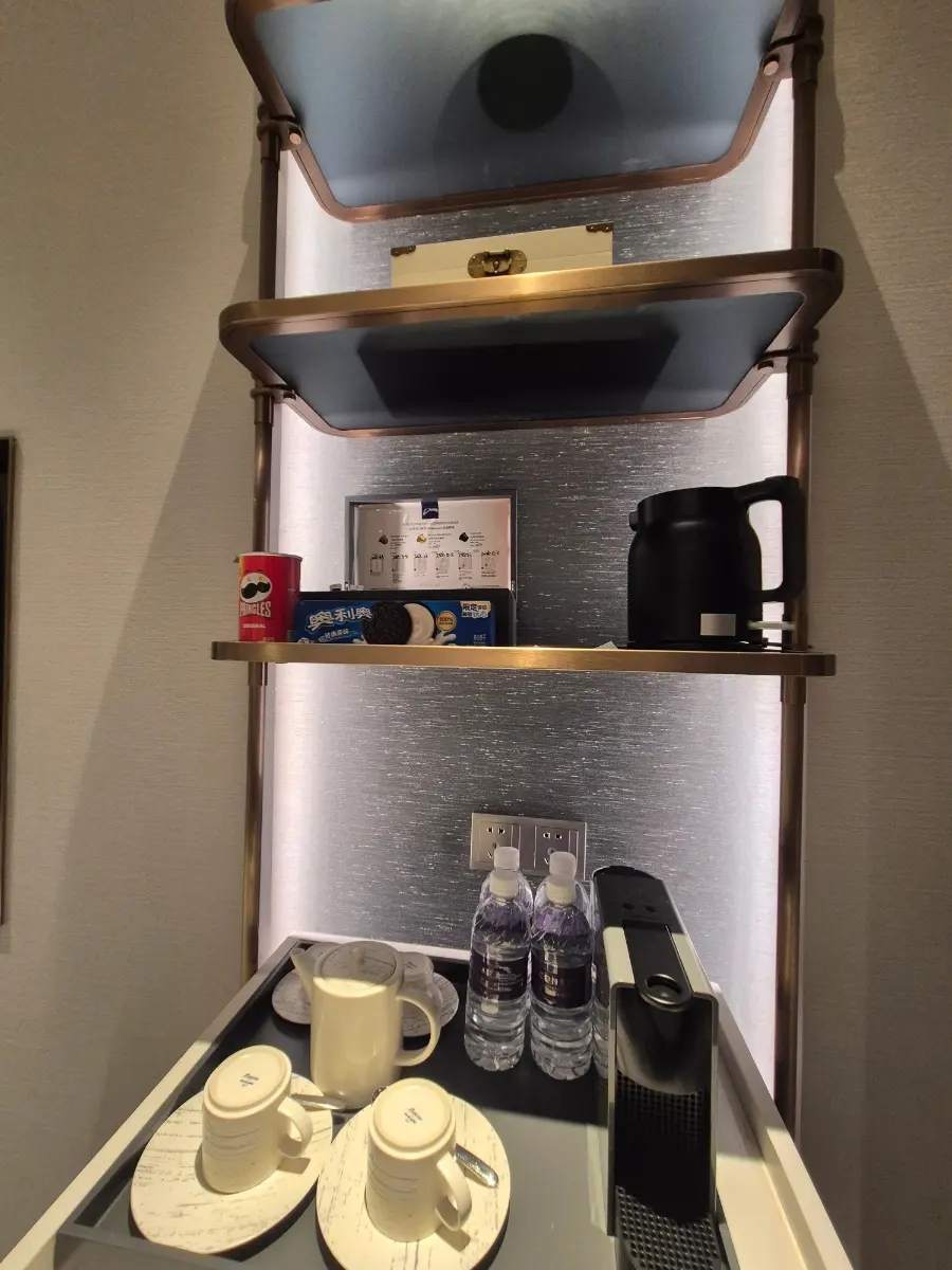 Minibar and Tea Set