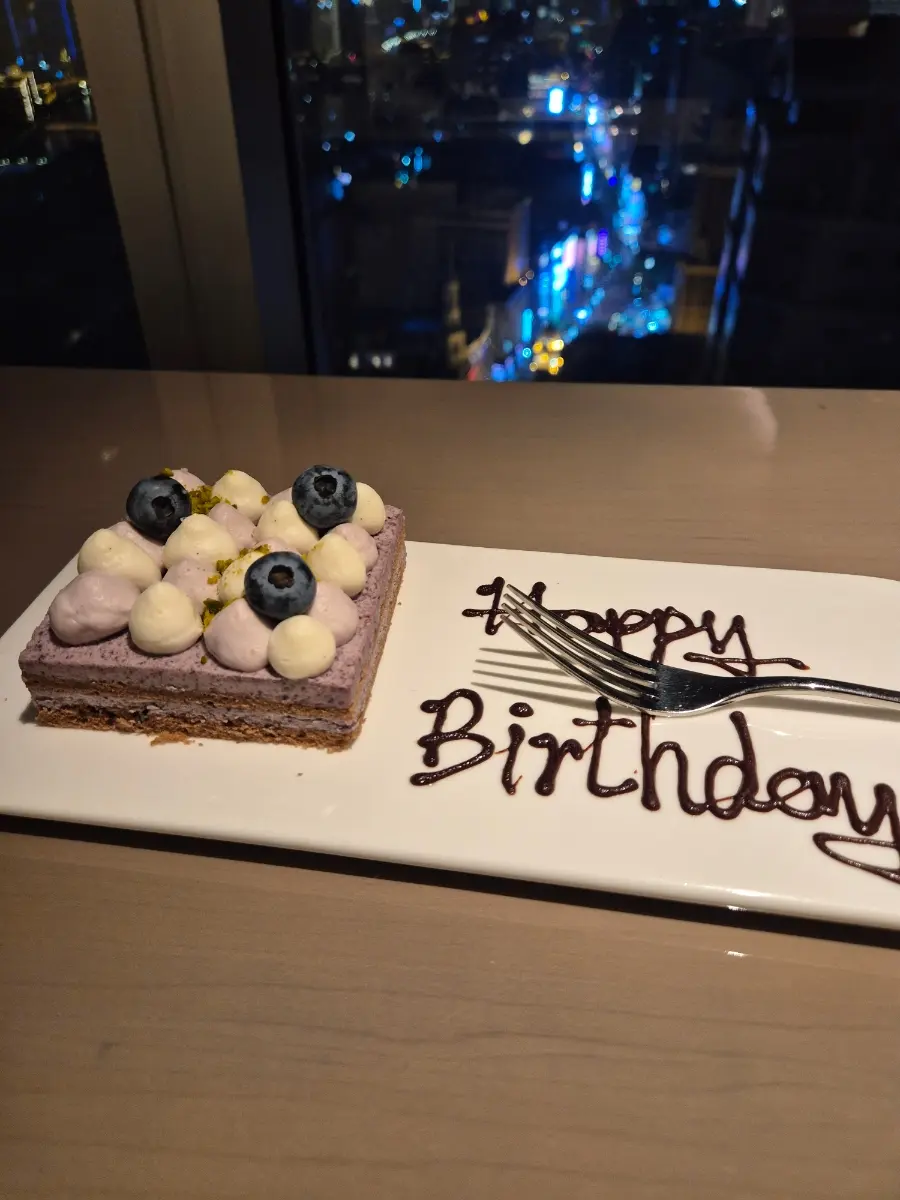 バースデー特典のケーキ