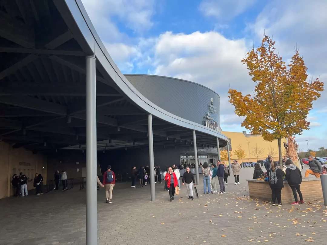 Ticket Booth