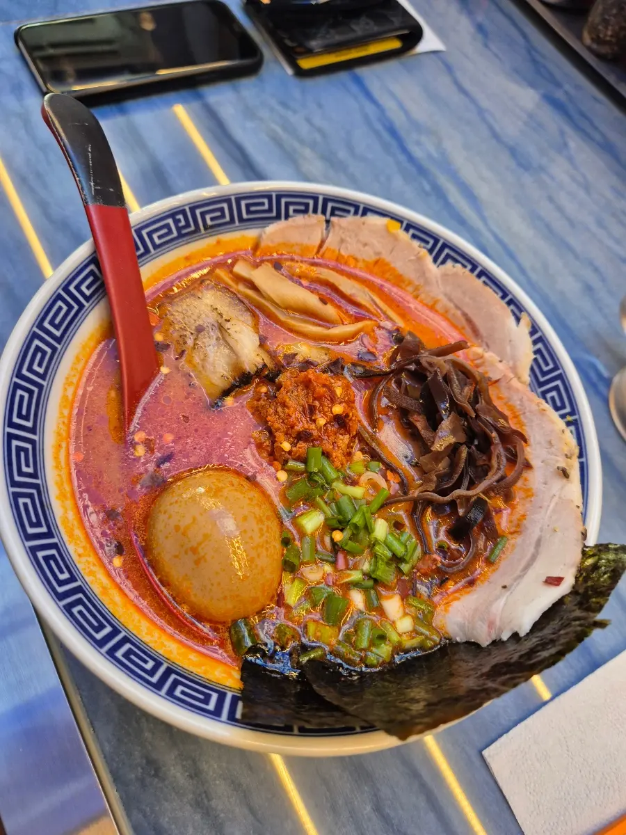 Uchujin Ramen
