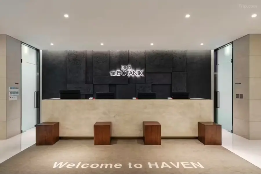 Check-in kiosk and front desk