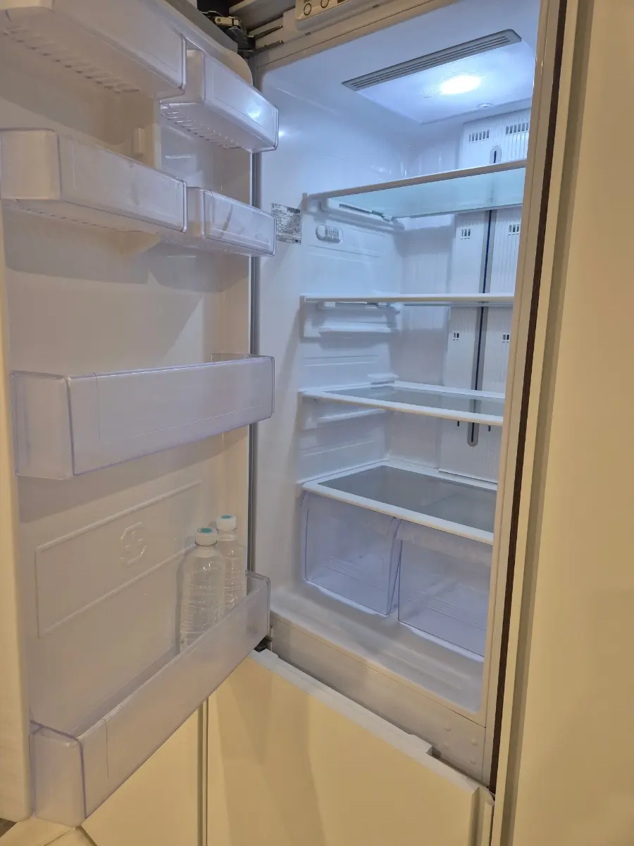 Large refrigerator