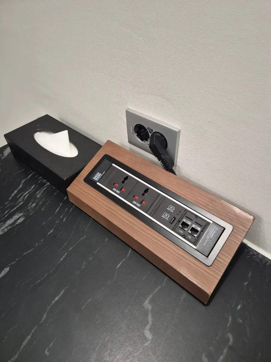 Charging hub on the desk