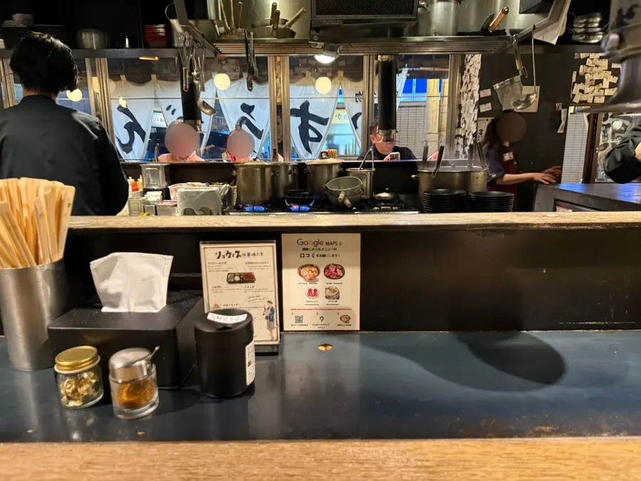 Ryunos Nakasu ร้านอร่อยริมแม่น้ำนาคาสุ ฟุกุโอกะ ภายใน
