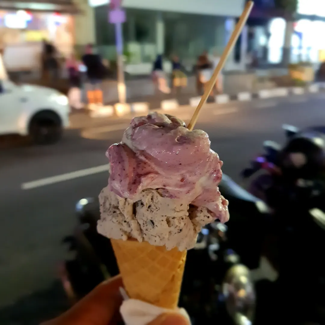 溶け始めたジェラート