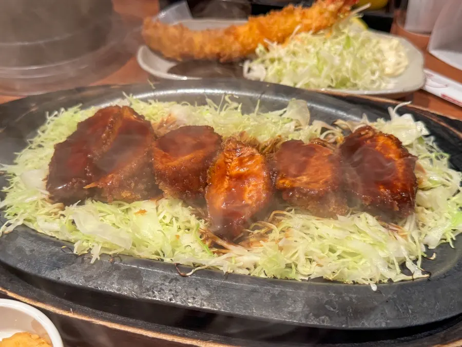 เซ็ตหมูทอดกระทะร้อนซอสมิโซะ