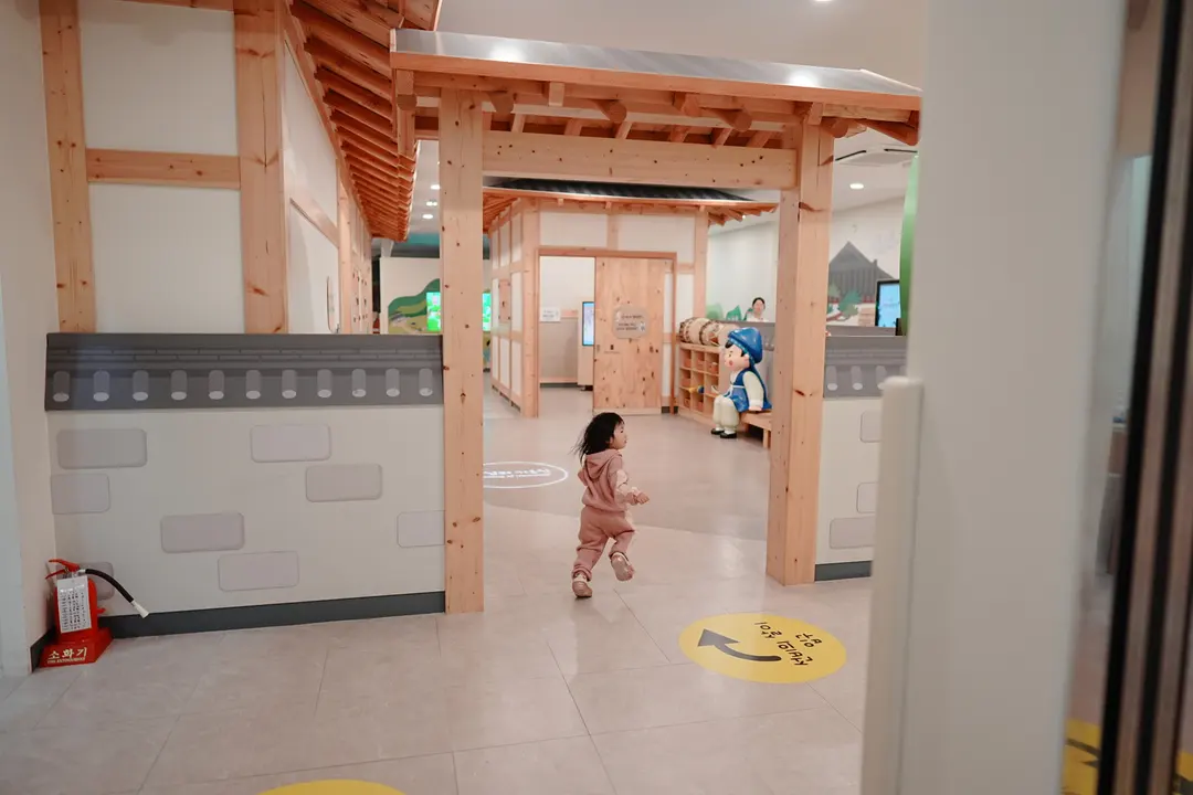 Hands-on learning zones