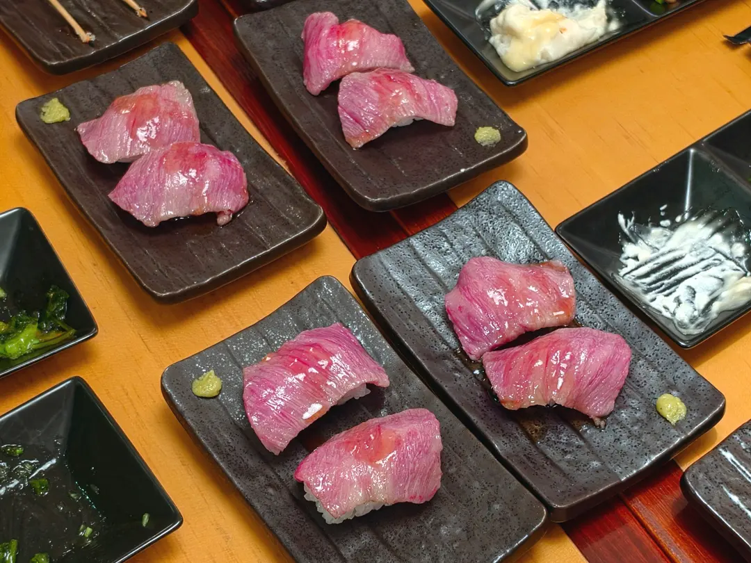 ซูชิเนื้อโกเบพรีเมียม