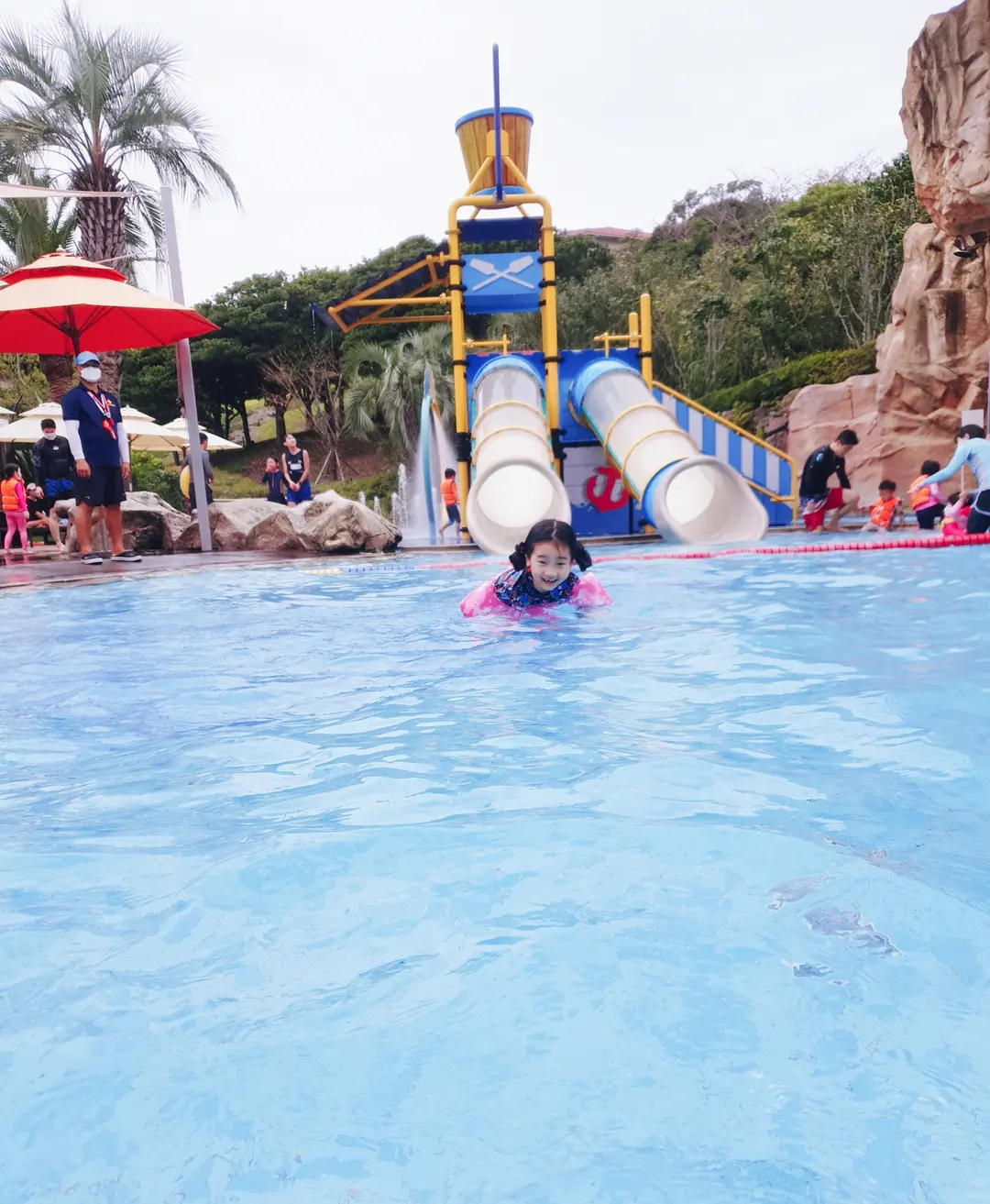 สไลเดอร์สระเด็ก Lotte Hotel Jeju