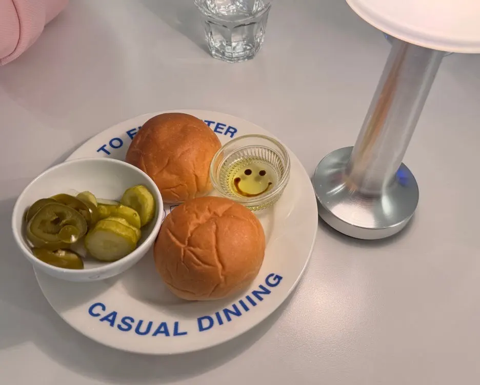 Complimentary bread with balsamic dip