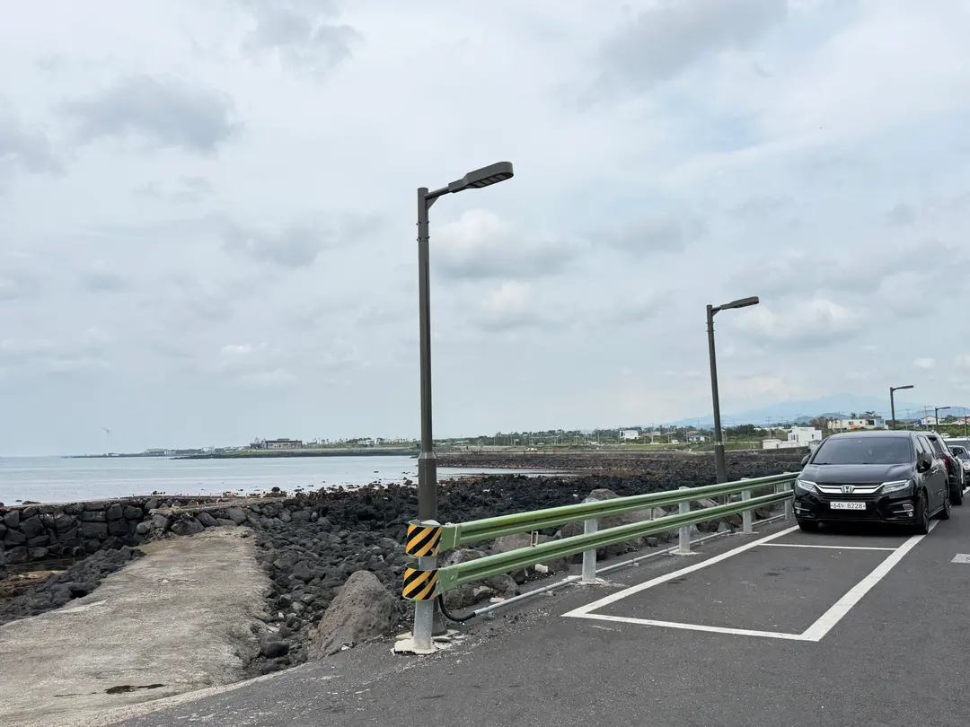 Parking area near Panpo Port