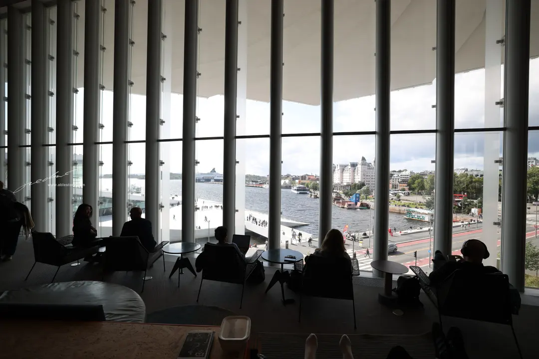 A relaxing space for locals and visitors alike