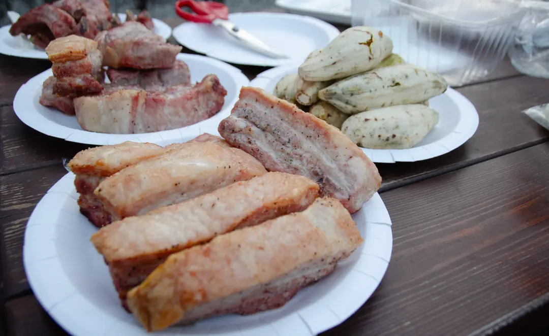 Grilling meat on the BBQ