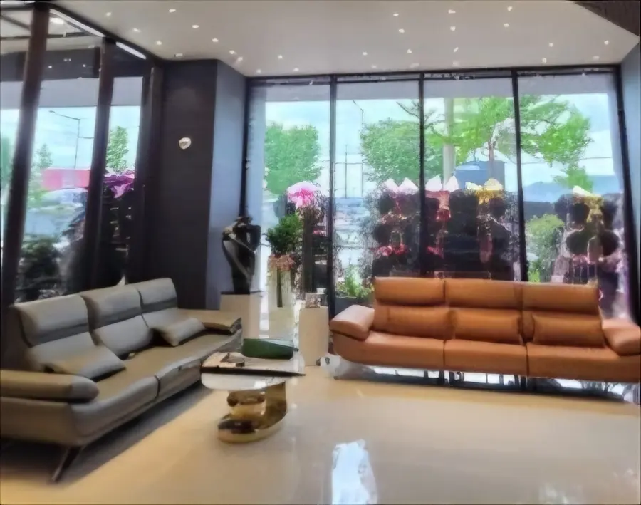 The In Hotel Reception