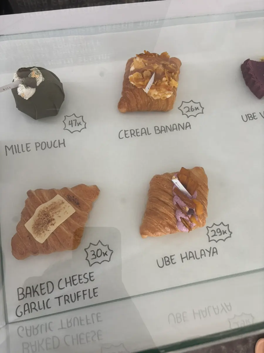 Beautifully crafted desserts at Bite Bali