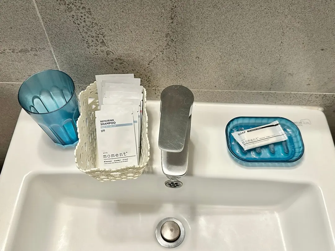 Sea Stay Hotel Amenities Kit