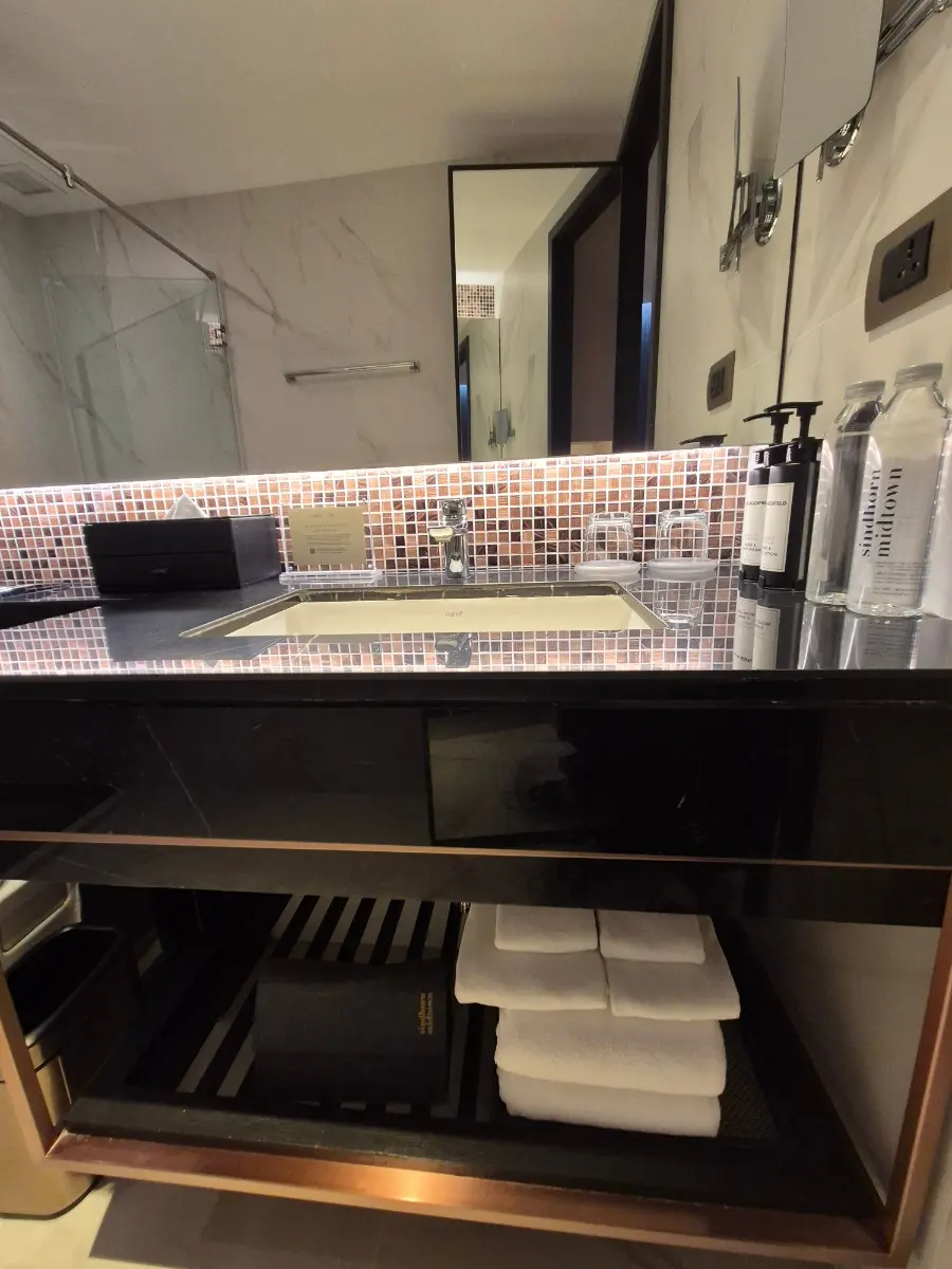 Bathroom Vanity