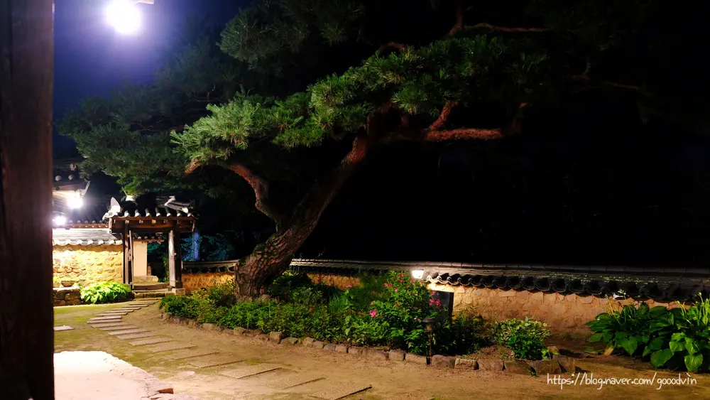 Peaceful Night at Okyeon Jeongsa
