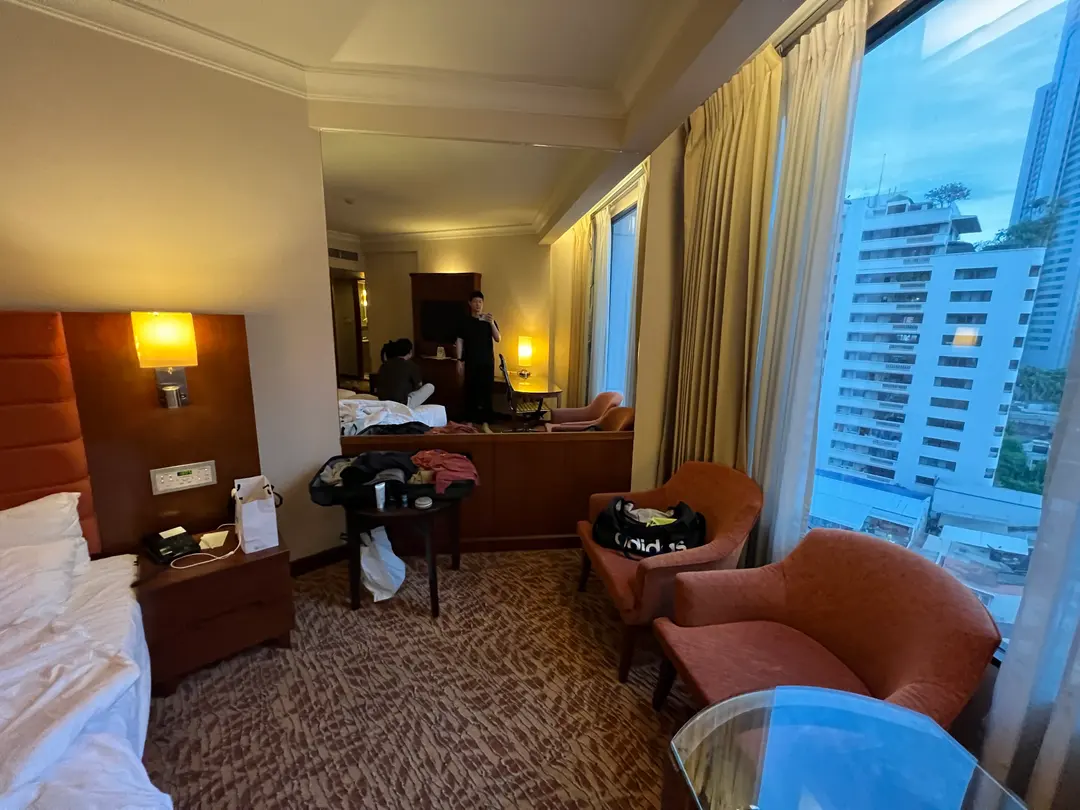 Rembrandt Hotel Bedroom