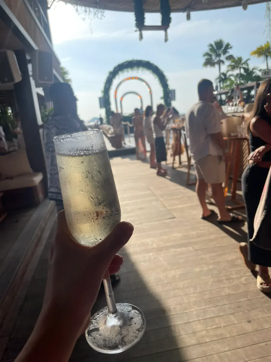 태국 푸켓 l Yona beach club| 요트파티 후기, 가는법, 가격, 티켓 , 예약 | 낮부터 밤까지 환상적인 푸켓 요나비치클럽