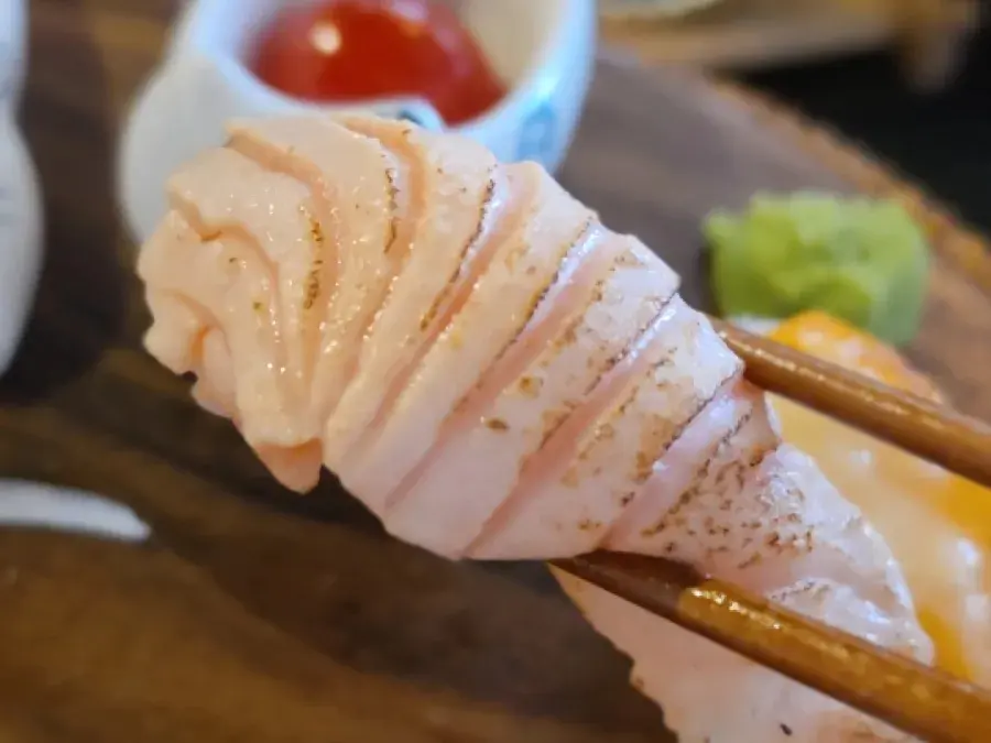 炙りサーモン寿司