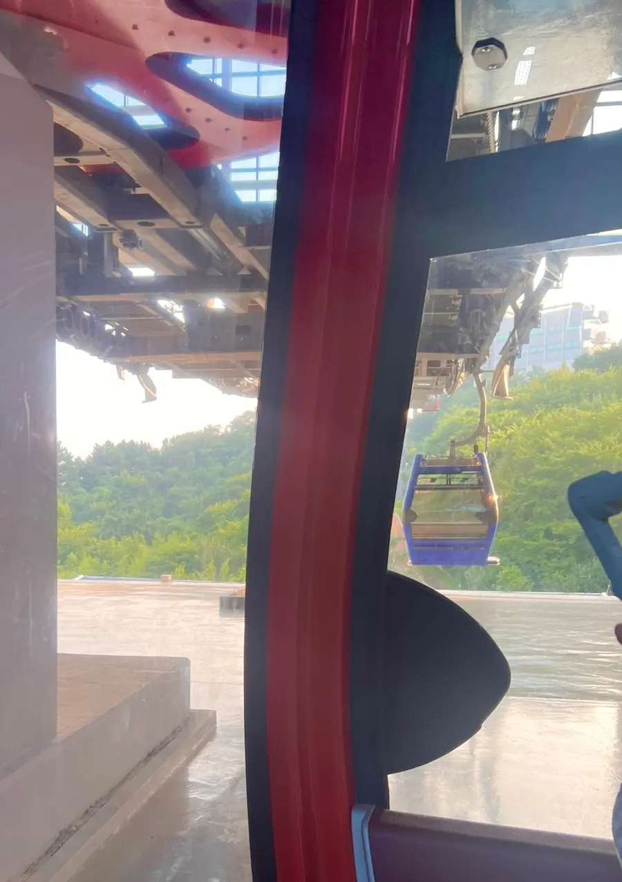 Daytime view from the cable car