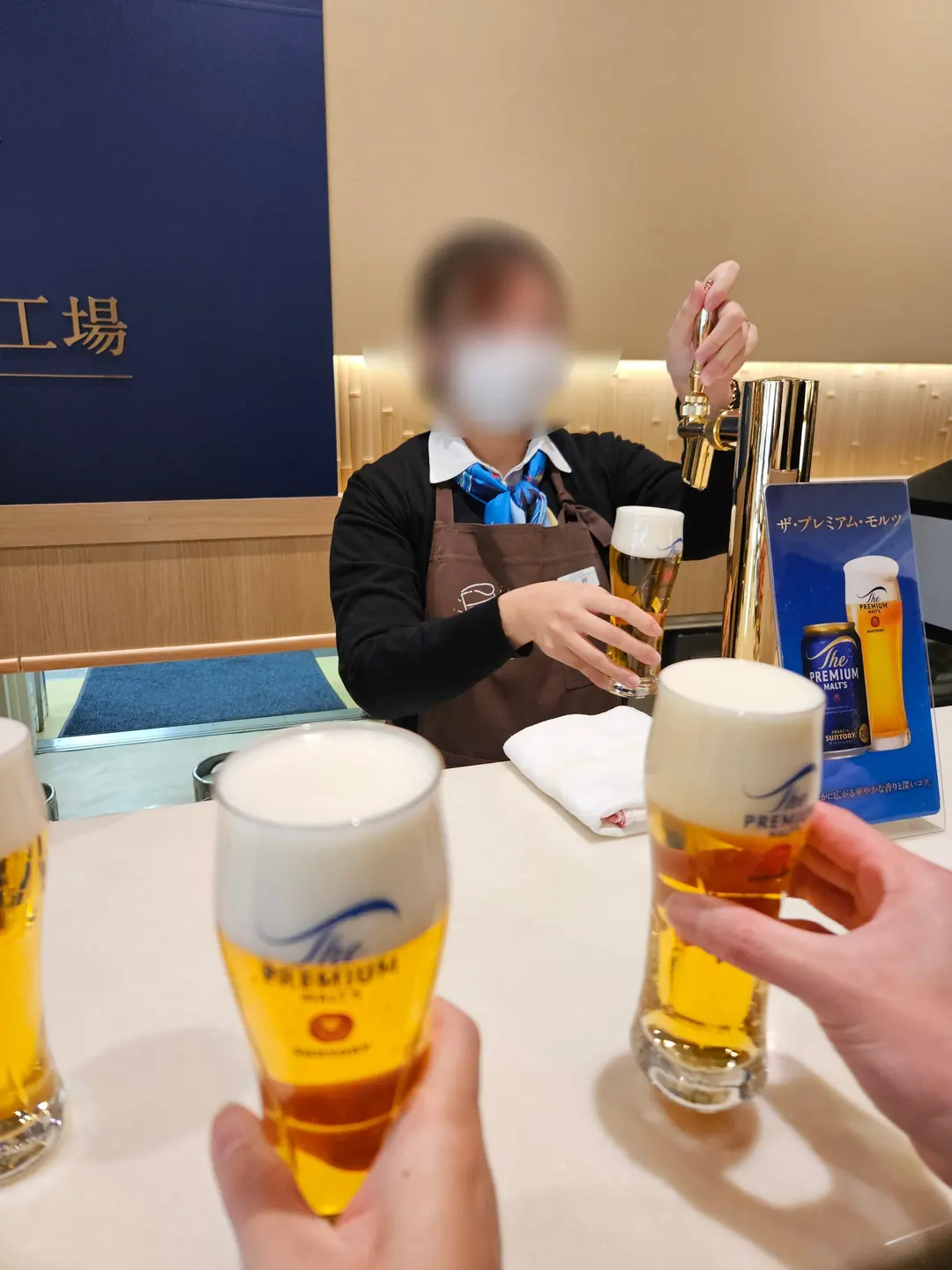 직원 사진은 모두 허가 후에 촬영했습니다.