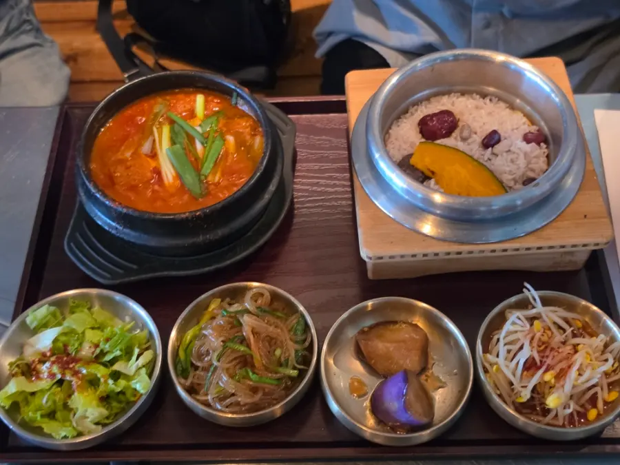 Daldongnae Banchan