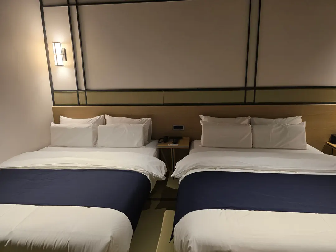 広々としたツインベッド