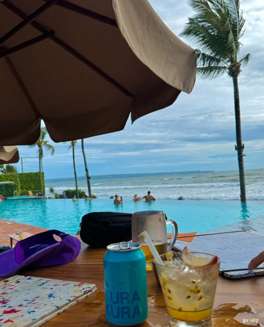Food and Drinks Served
