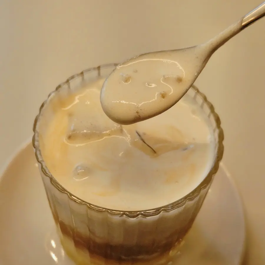 Delicious corn cream layer